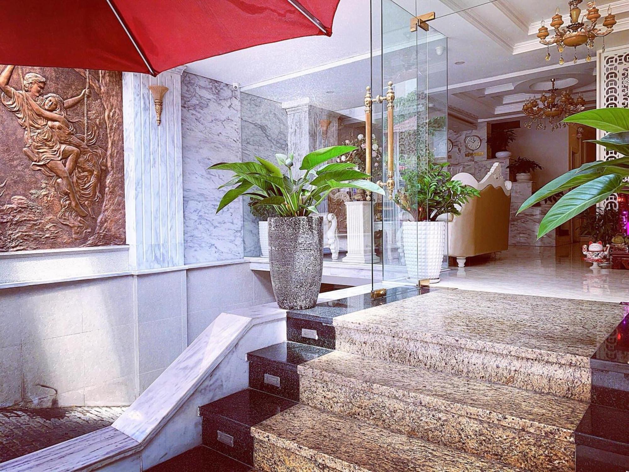 Khai Hung Hotel Binh Chanh Ho Chi Minh City Exterior photo